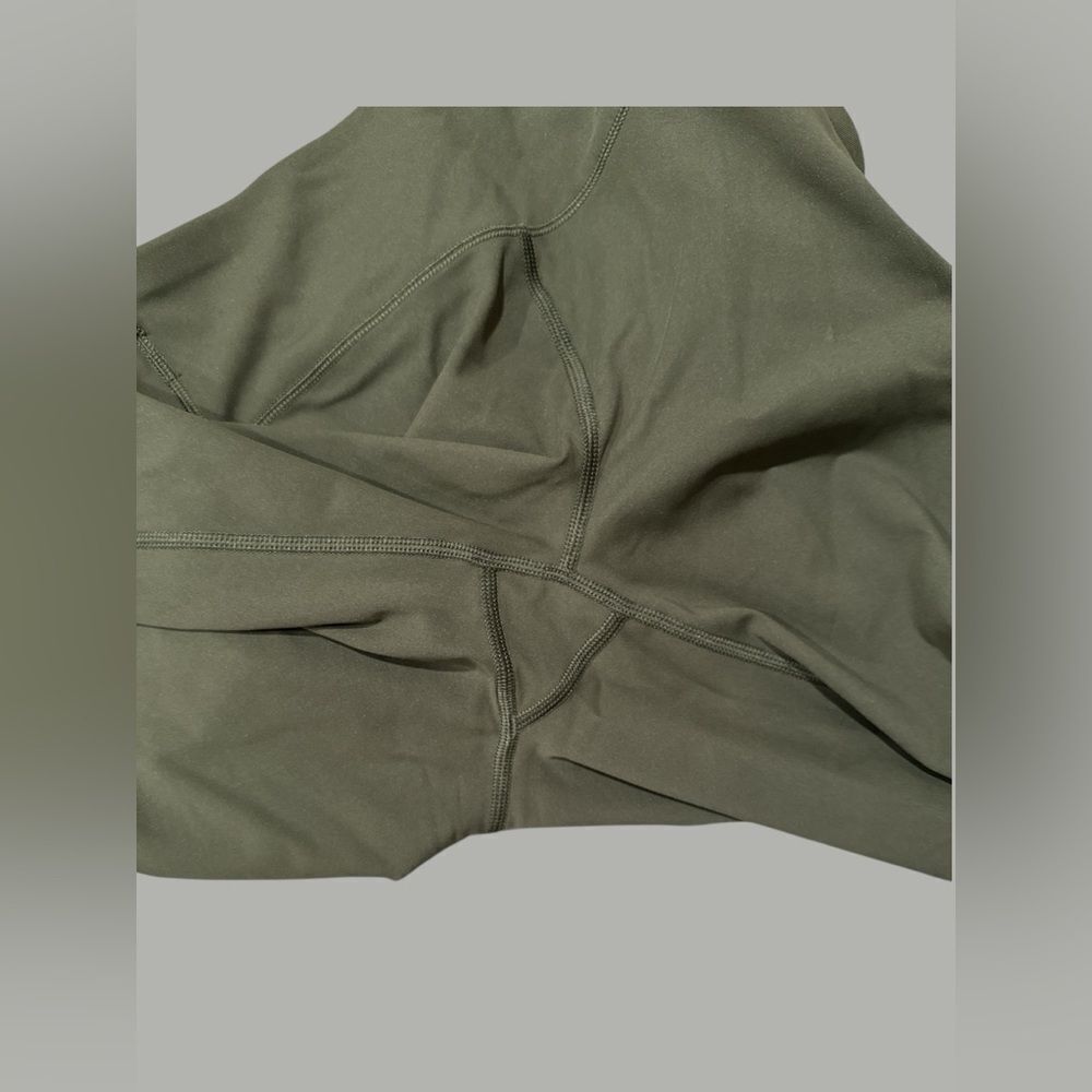 Lululemon Speed Up Crop (21") - Picture 5 of 7